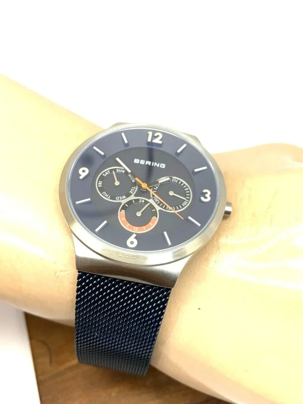 Bering Men's Watch 33441-307 Quartz Blue Dial Day Date Stainless Steel 41mm
